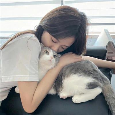 凝视蕾妮玛莉佛森